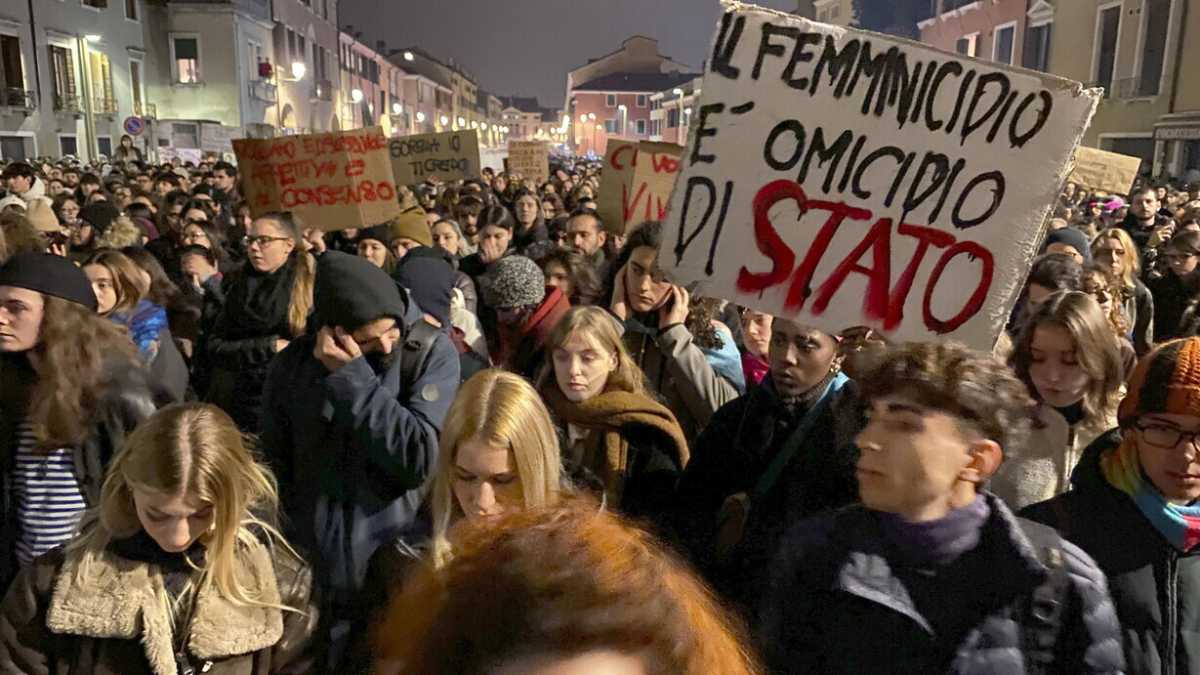 Immagine di “Il problema degli uomini è che sono incapaci di parlare del proprio vissuto”. Parla il sociologo Deriu