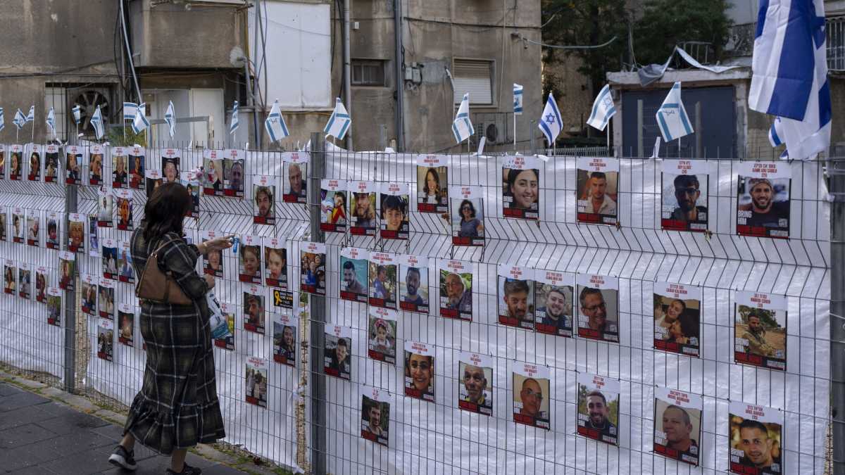 Immagine di Israele è pronto ad accogliere gli ostaggi. I medici dicono: usciranno dal buio
