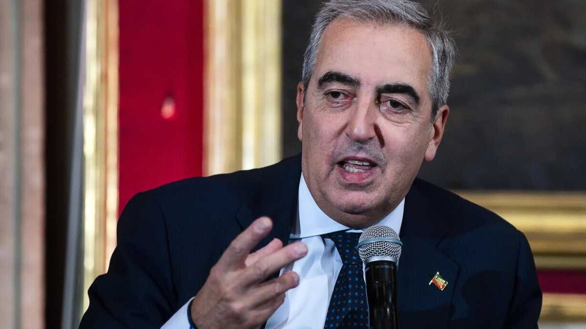 Immagine di Il neo capogruppo Gasparri ci spiega cosa cambia ora per FI (e il governo)