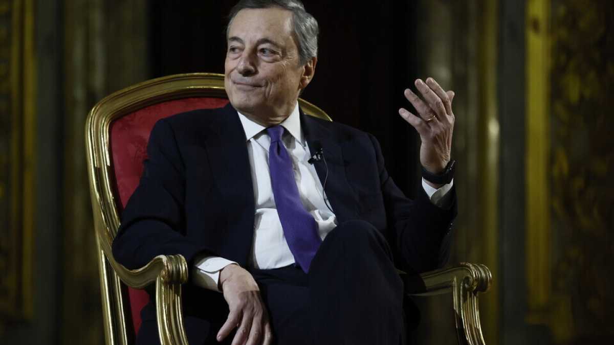 Immagine di Draghi: "Per l'Europa è il momento di diventare stato"