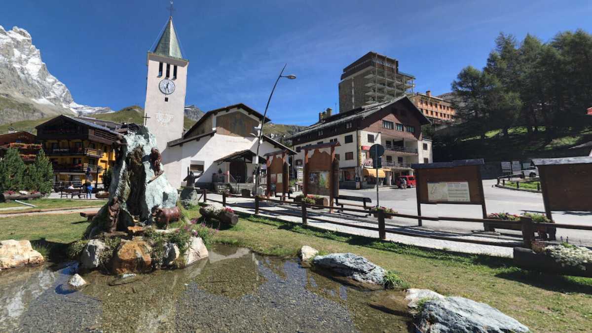 Immagine di Il surreale pasticcio di Cervinia: ora nessuno si prende la responsabilità del nome cancellato