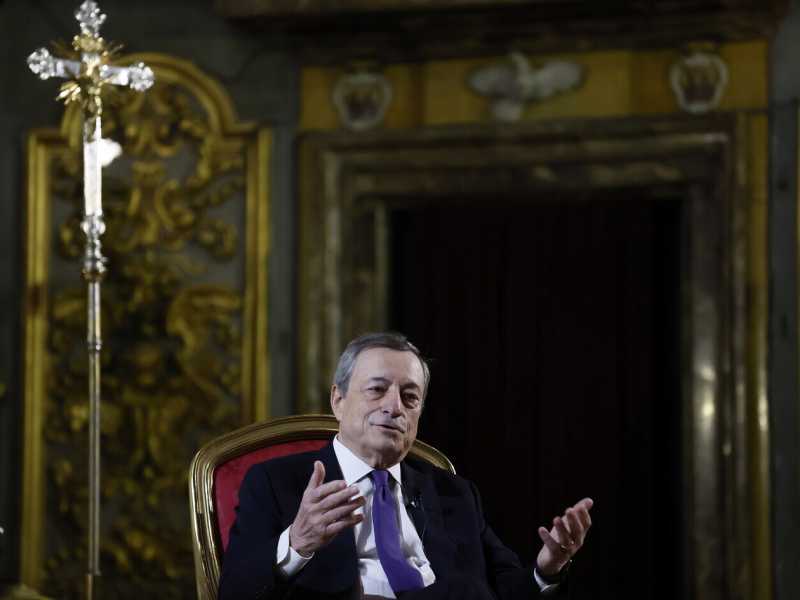 Quando era Draghi. Torna insieme a Cazzullo, ma fa sbadigliare: "La Ue si faccia stato"
