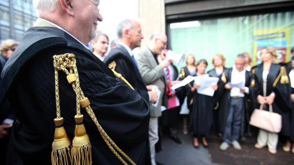 Immagine di Giudici o politici a latere? Come distinguere i ruoli