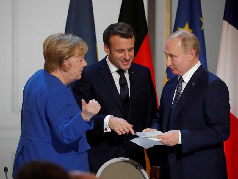 Merkel, Macron e Putin a Parigi nel 2019 per un vertice del cosiddetto &ldquo;formato Normandia&rdquo;, il negoziato tra Russia, Ucraina, Francia e Germania (Ansa)&nbsp;<br />