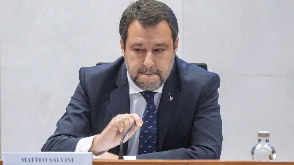 Immagine di L'azzardo di Salvini. Tenta la fortuna con Id, ma per Tajani "fa compassione"
