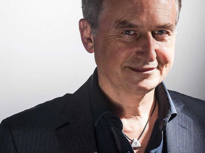 Deluso da Meloni, ringrazia Salvini e chiede aiuto a Vannacci e Gratteri. La versione di Mario Roggero