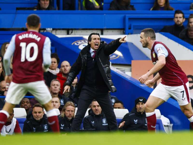 L'allenatore dell'Aston Villa Unai Emery (foto Epa, via Ansa)