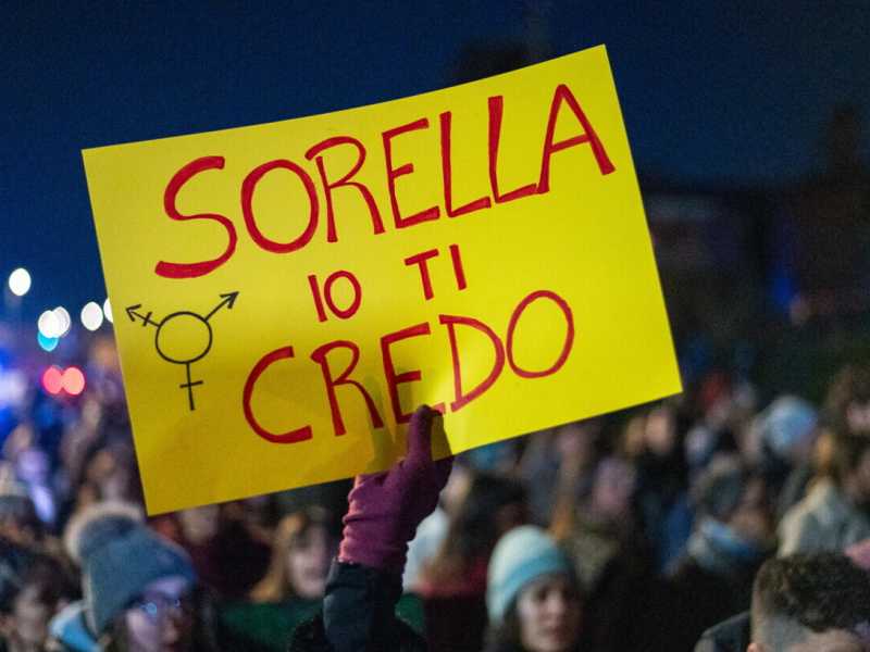 Dichiararsi estranea al femminismo "di oggi" non spiega però la violenza