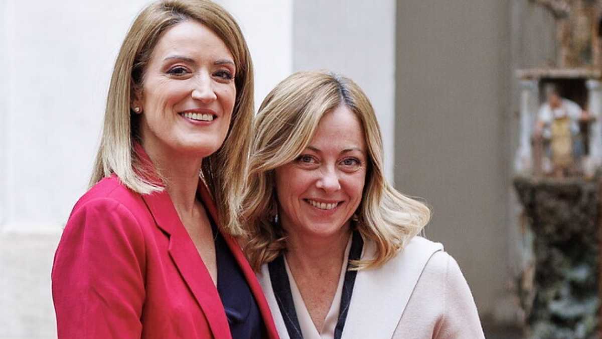 Immagine di Tajani al massimo. Con Metsola e Meloni stringe il patto anti Salvini