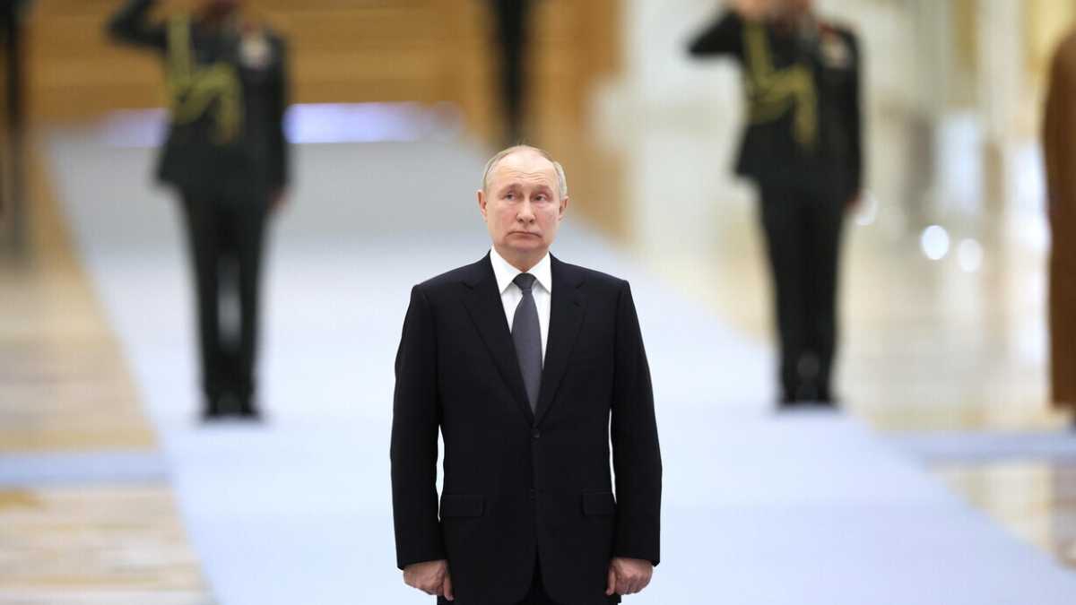 Immagine di Che sorpresa, Putin si ricandida