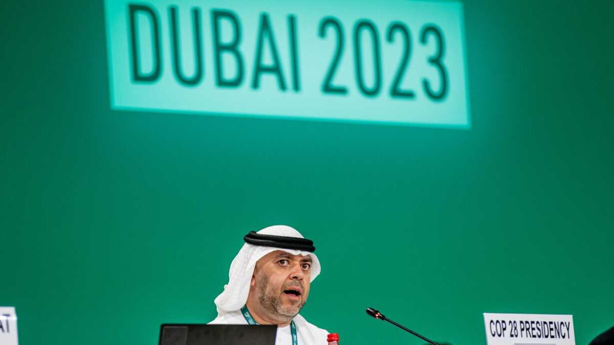 Immagine di Alla Cop28 non si parla più di "eliminazione" dei combustibili fossili, ma di progressiva "riduzione"