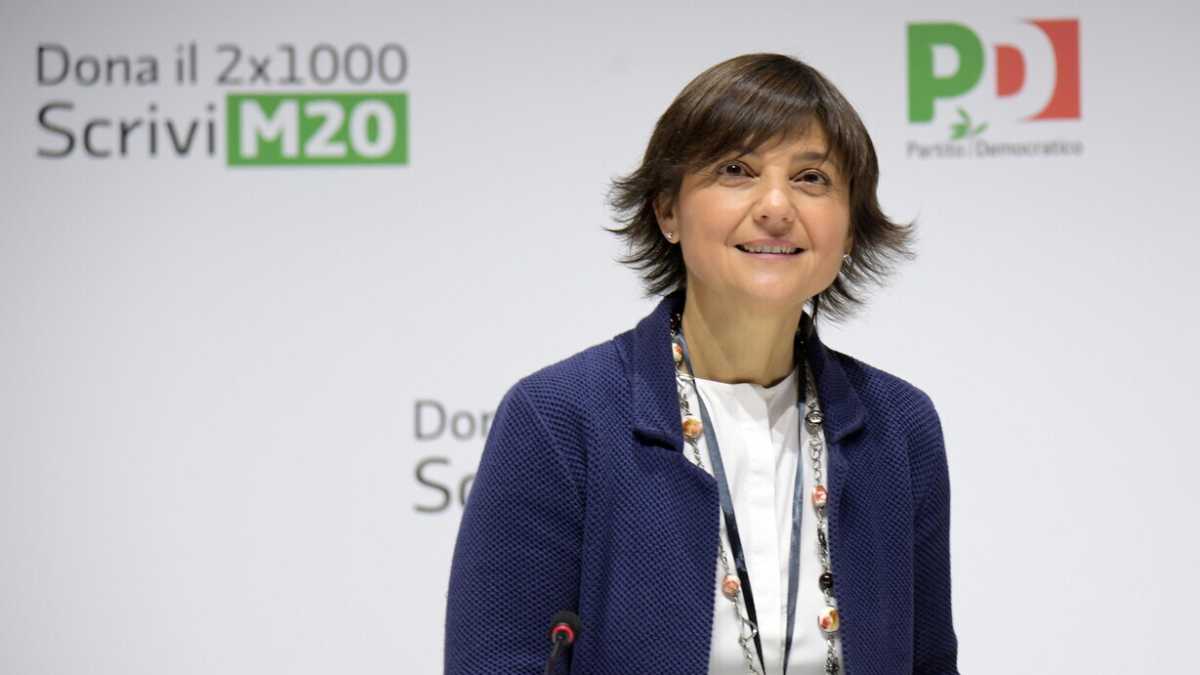Immagine di Il Pd rincorre Conte sulla questione morale: "Da Meloni due pesi e due misure"