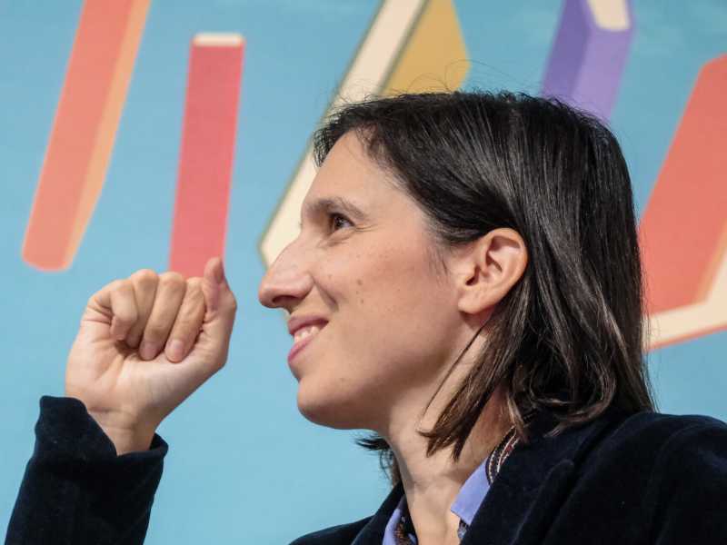 Il boom di tessere per Schlein? Non c'è traccia (e dunque neppure i dati)