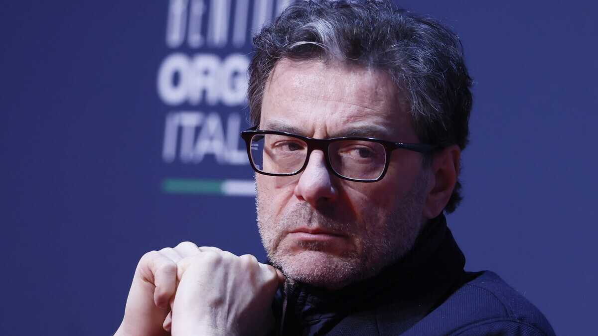 Immagine di L’Italia rallenta sul nuovo patto di stabilità. Giorgetti: “Scarse possibilità di approvarlo settimana prossima”