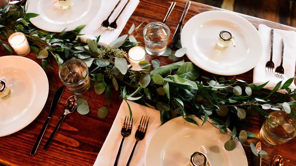 Immagine di Mangiare davvero bene è possibile solamente con piatti belli, e rotondi