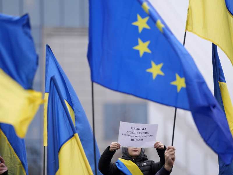 L'appello: “Se non aiutiamo l'Ucraina, l’Europa tornerà agli anni Trenta”