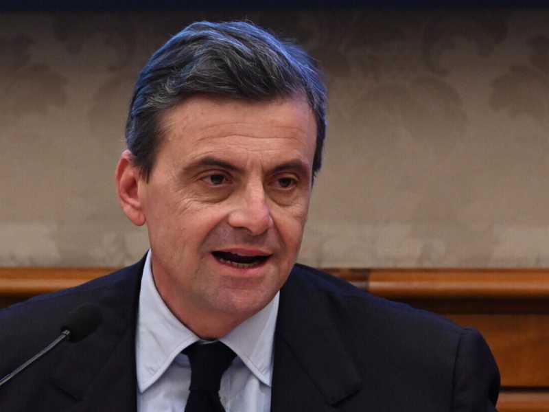 Calenda, il no al Mes e la “pericolosa e infantile revanche” del governo, "ostaggio" di Salvini