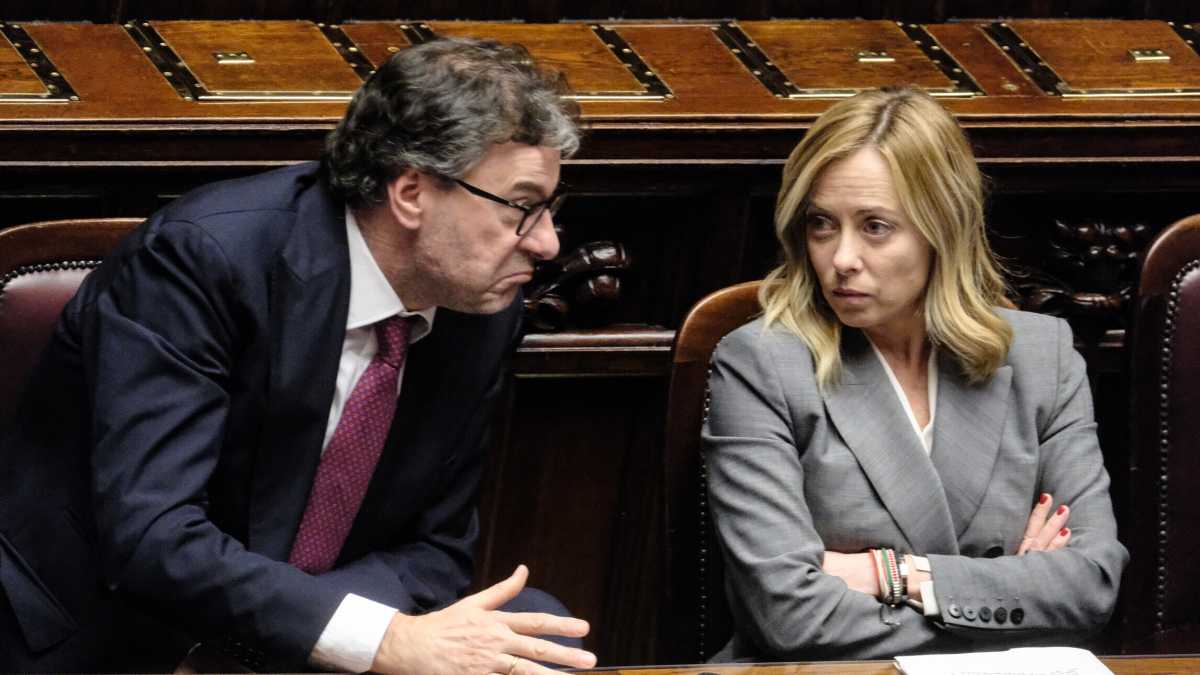 Immagine di Meloni salvi il soldato Giorgetti