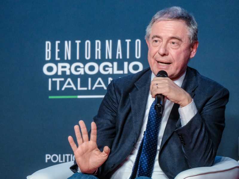 L’asse Antitrust-Urso contro le compagnie aeree: tante indagini, zero prove