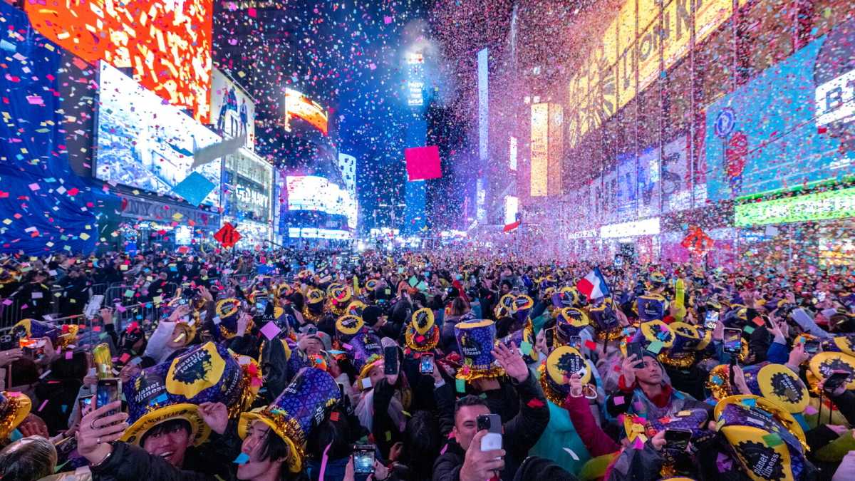 Immagine di Il senso delle feste. Che cosa festeggiamo a Natale e Capodanno