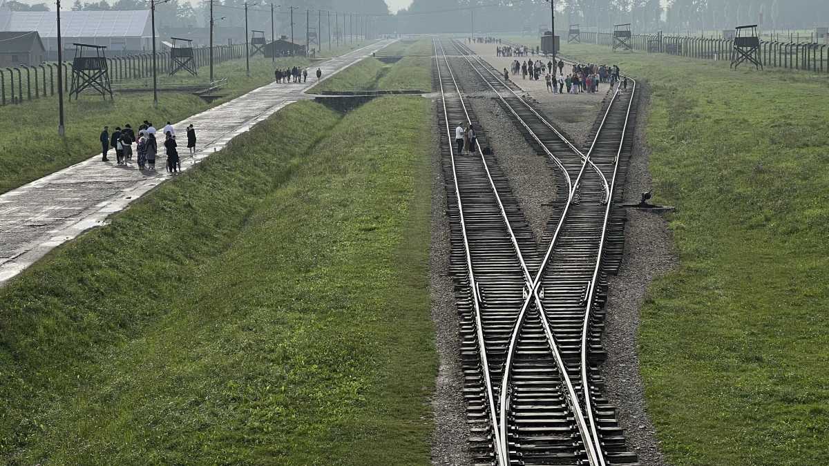 Avere memoria per dire mai più: salviamo @AuschwitzMuseum