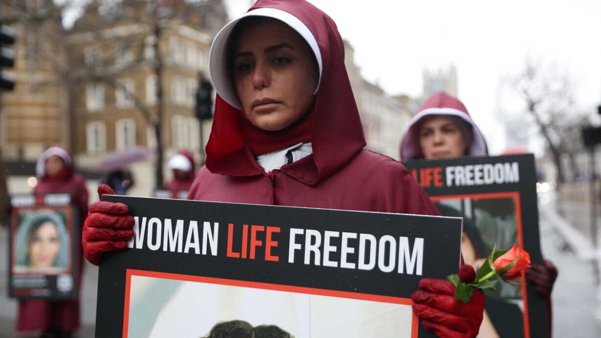 Immagine di Quanto è vicino l'Iran, quanto è lontana Odessa