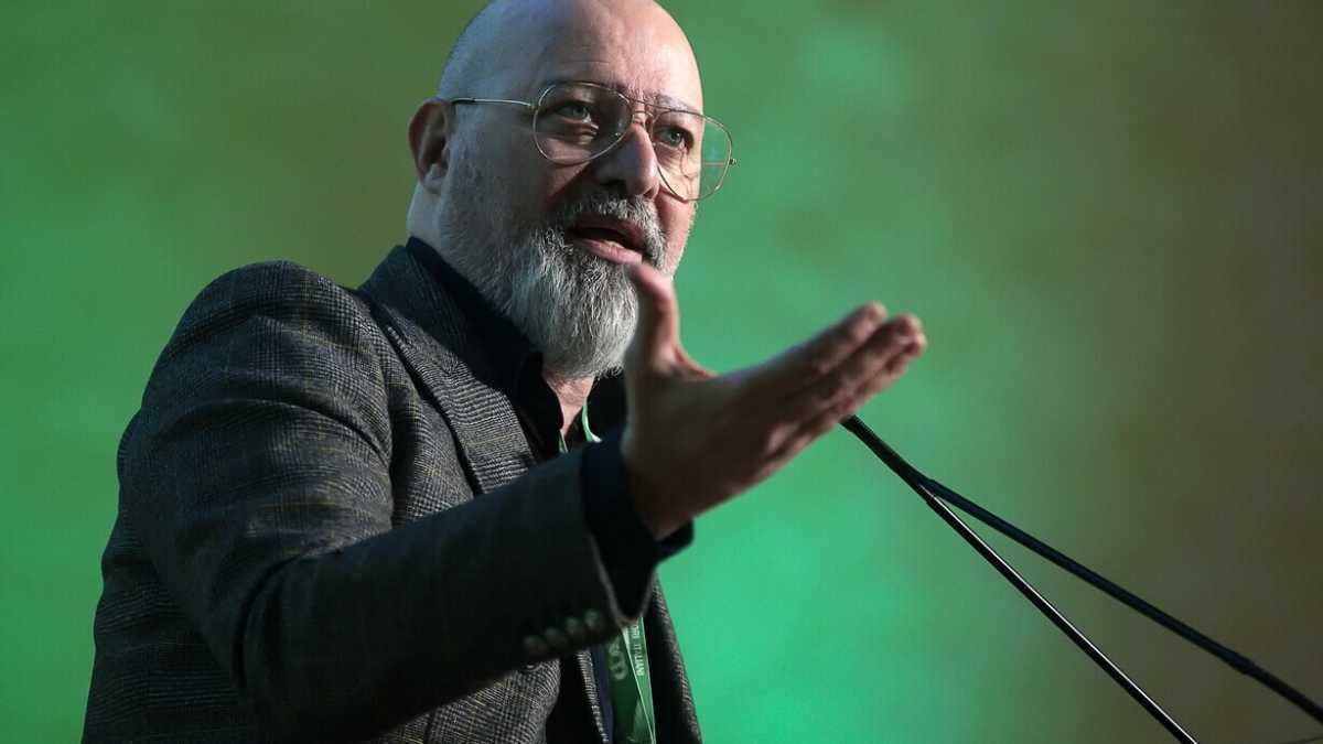 Immagine di Bonaccini a Schlein: "Una candidatura ovunque alle Europee non serve"