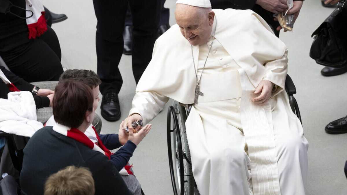 Immagine di Le guerre al centro del discorso di Papa Francesco al Corpo diplomatico