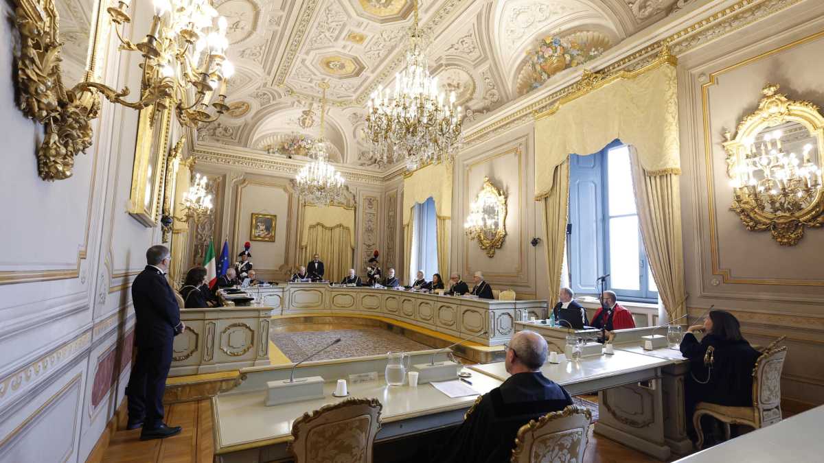 Immagine di Come la Consulta nel 2023 ha difeso il Parlamento dall'invadenza delle toghe. Parla il prof. Grosso