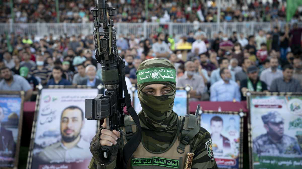 Immagine di Hamas diviso: oltranzisti nei tunnel e trasformisti a intrallazzare