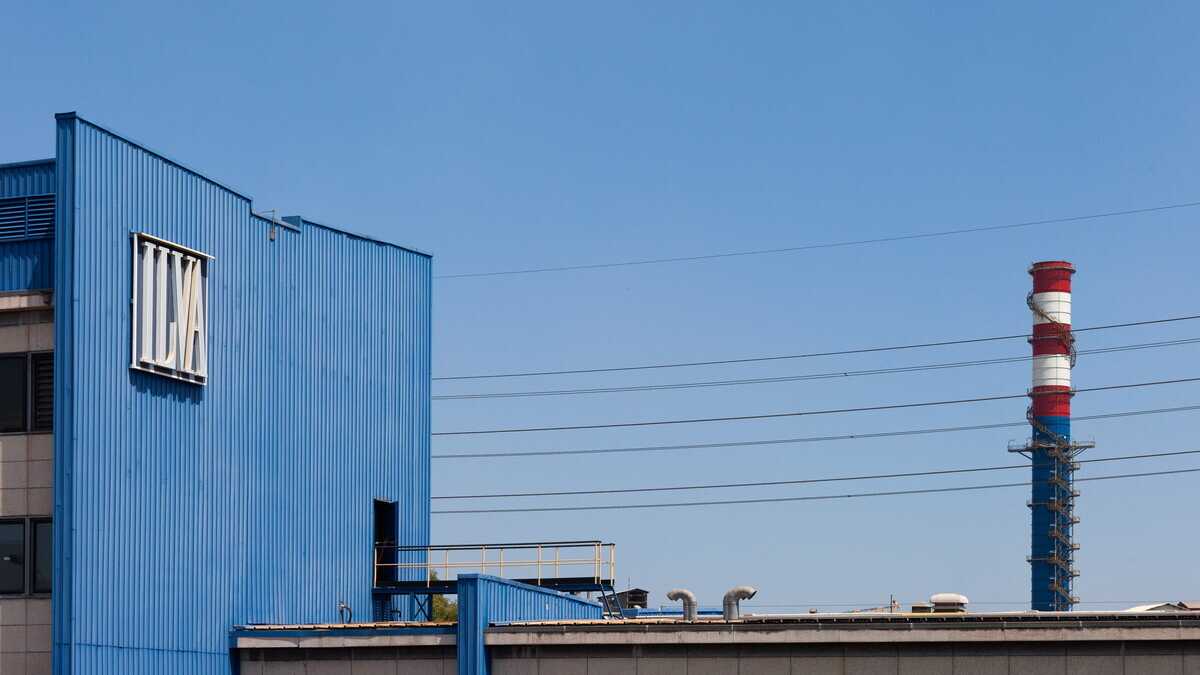 Immagine di “Riaccendere gli altoforni”. I sindacati non si rassegnano a una mini Ilva con cassa integrazione a vita