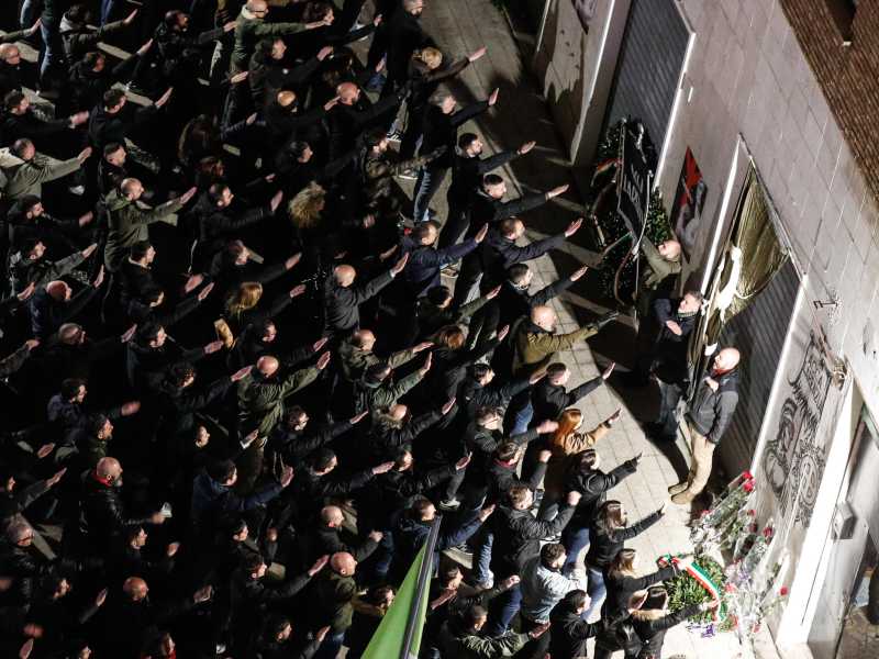 Su Acca Larentia La Russa dovrebbe dire solamente: “Vergognatevi!”