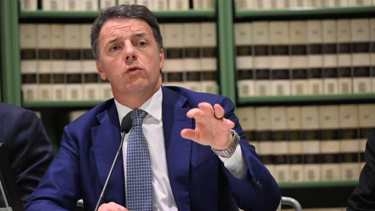 Immagine di Sparo di Capodanno, nel mirino di Renzi c'è Delmastro: "Scoppierà il bubbone"