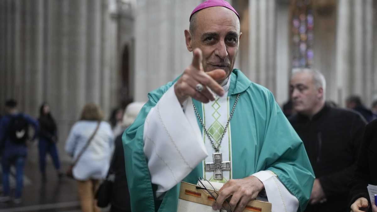 Immagine di Tucho Fernández, il custode della fede che sta terremotando la Chiesa