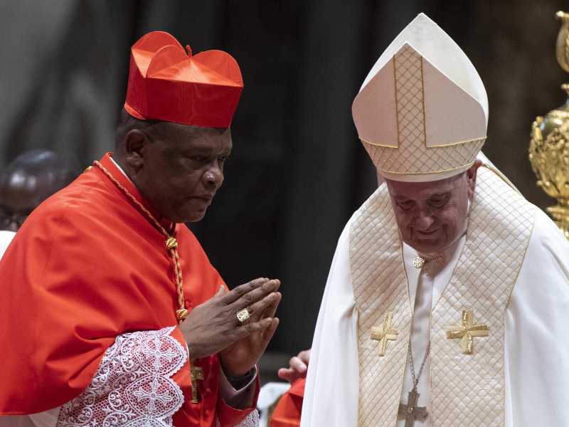 &nbsp;Il presidente delle Conferenze episcopali africane,&nbsp;Fridolin Ambongo, insieme a Papa Francesco