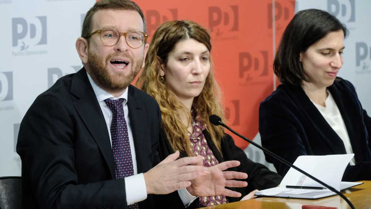 Immagine di Provenzano e la linea del Pd sull’Ucraina: illogicità e ipocrisia