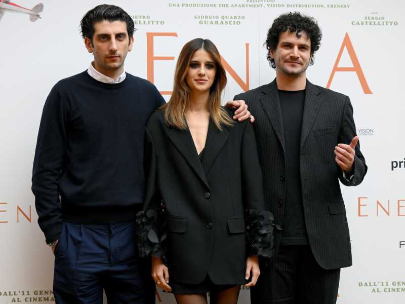 &nbsp;Pietro Castellitto, a sinistra, con Benedetta Porcaroli e Giorgio Guarascio alla presentazione di Enea - foto Ansa