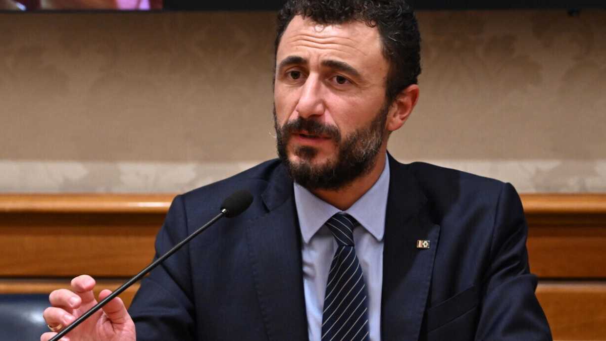Immagine di Pozzolo: "Per tutelare Delmastro vogliono buttarmi giù dalla torre: non ci sto"