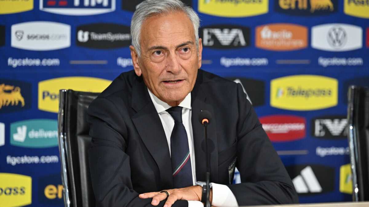 Immagine di Il 2024 può essere l’anno del patto tra calcio e politica. Parla il presidente della Figc Gabriele Gravina