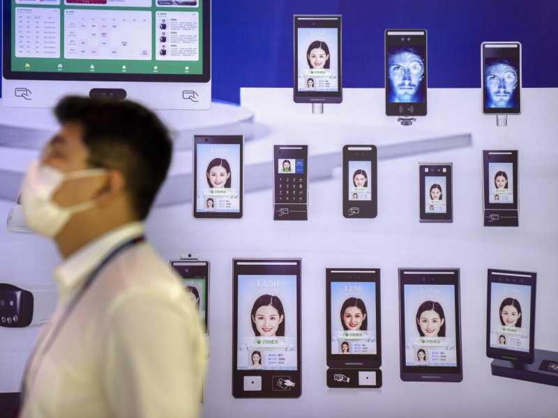 La Cina introduce nuove regole ma non riesce stare al passo con l’IA generativa