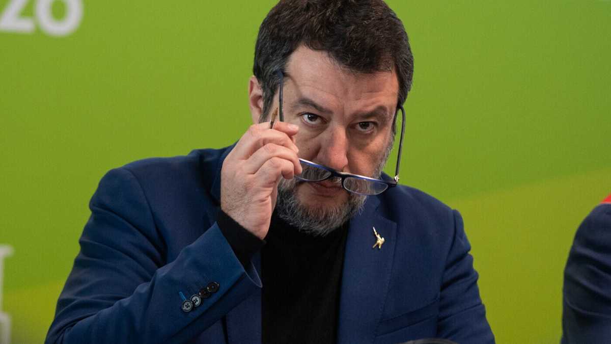 Immagine di Perché Salvini ha smesso di parlare di immigrazione