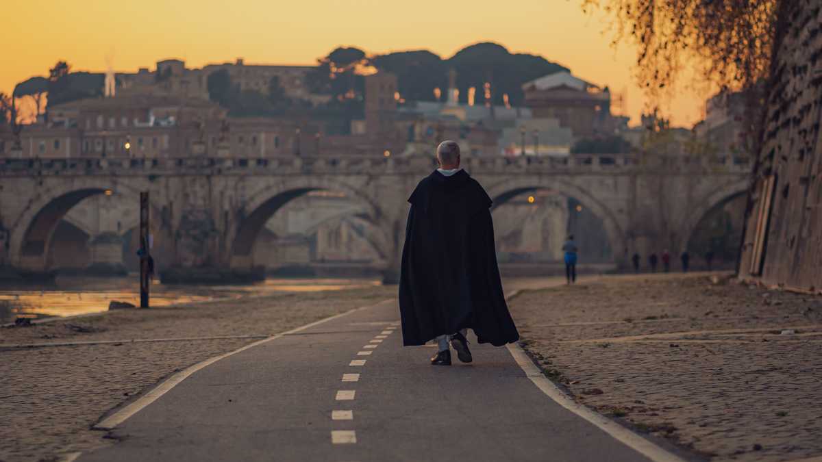 Immagine di Le persone senza personalità per le quali anche il cappotto è troppo