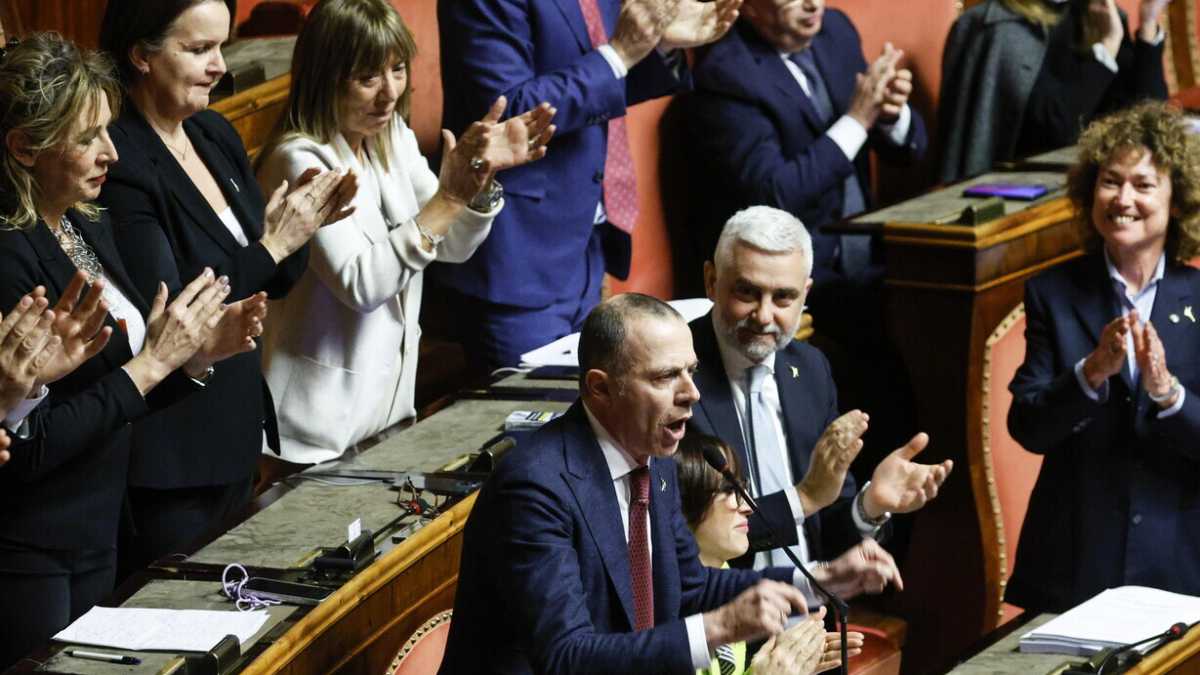 Immagine di La Lega imbarazza il governo sulle armi a Kyiv. Poi il dietrofront