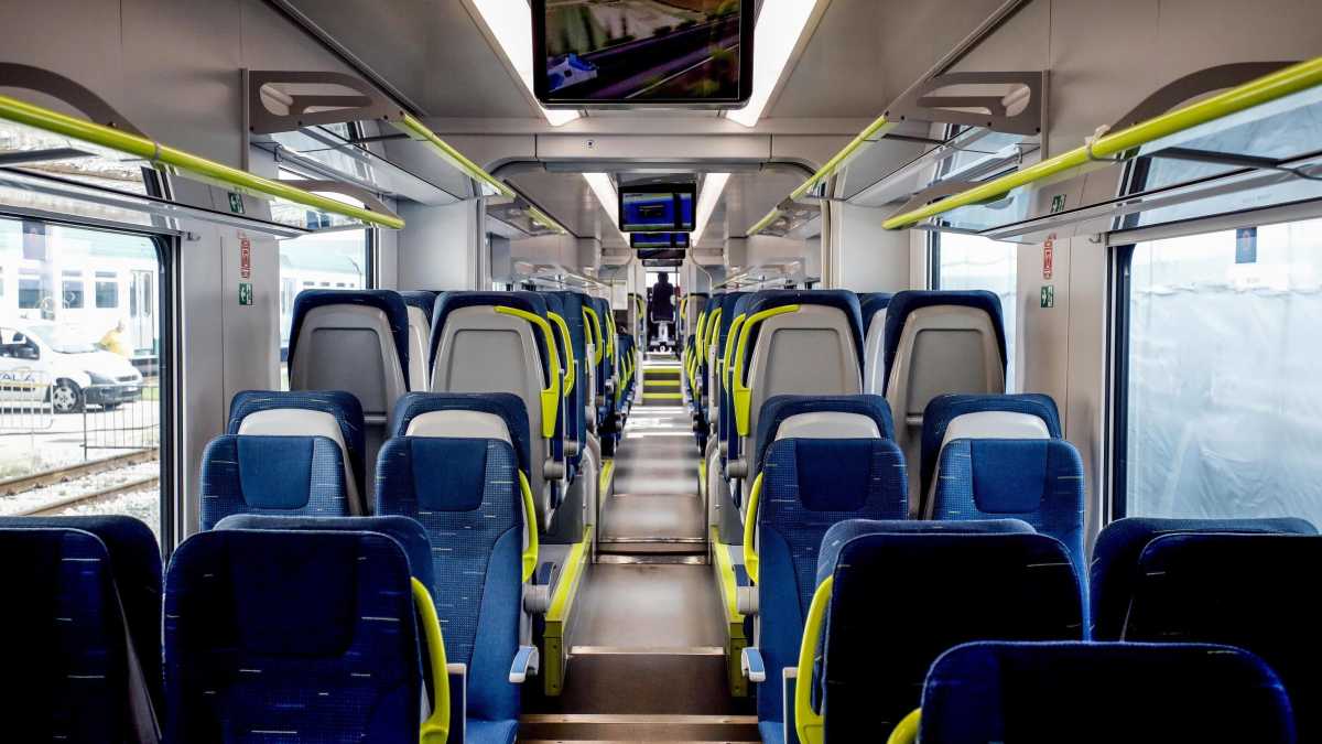 Immagine di Binari mezzi morti. L’impero di Fnm tra problemi e appetiti