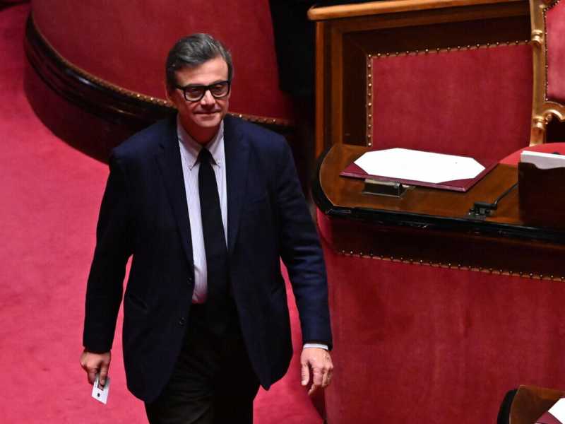 “Su Stellantis Meloni ha capito, il Pd non ci arriva”. Parla Calenda