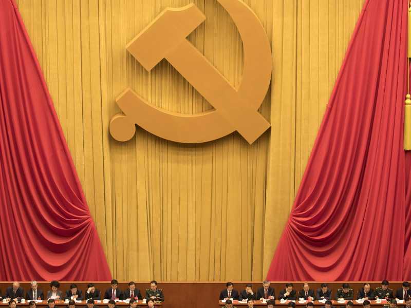 Il nuovo squilibrio tra fascismo e comunismo