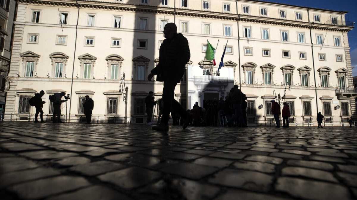 Immagine di Il governo ratifica l'accordo Italia-Albania: quasi 50 milioni per il 2024