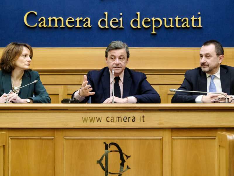Calenda accoglie Rosato e Bonetti in Azione per creare un Terzo polo senza Renzi