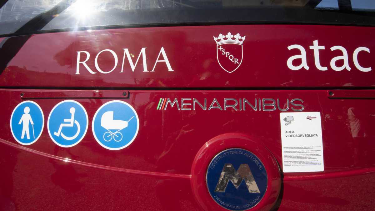 Immagine di L’Antitrust boccia l’Atac e obbliga Gualtieri a bandire una gara (grazie al Pnrr)