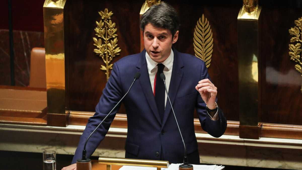 Immagine di Così il discorso sovranista e gay di Gabriel Attal complica la vita ai populisti